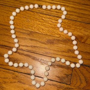 Vintage fake pearl necklace